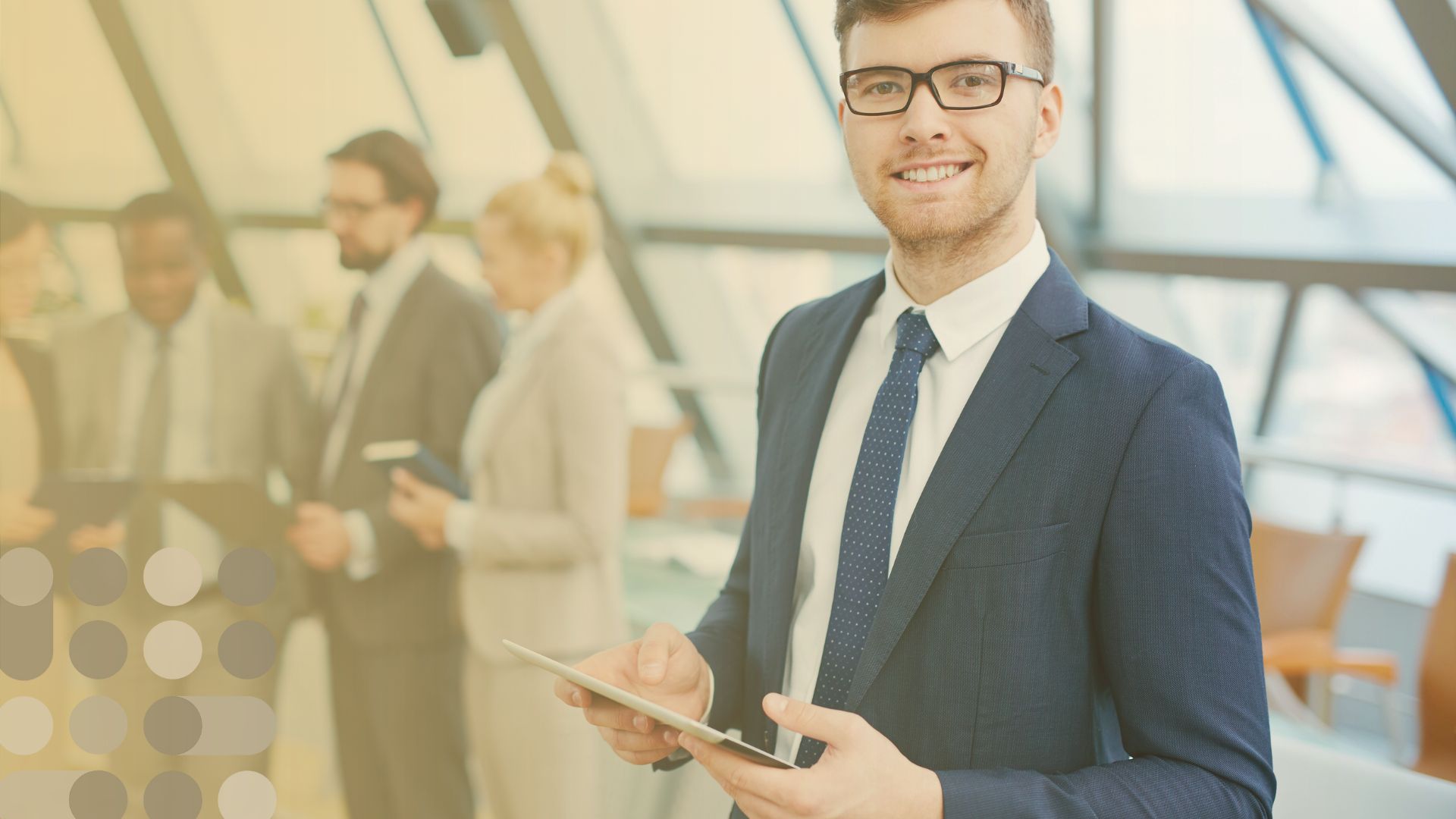 How Do Affordability Rules Differ For Salaried Vs. Hourly Employees?